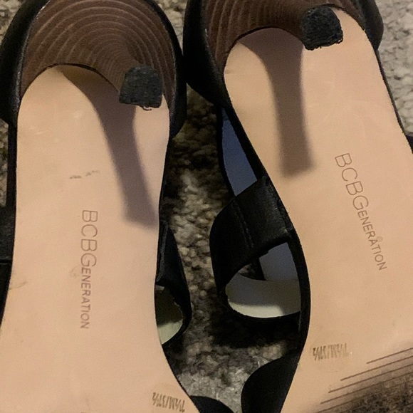 BCBGeneration heels size 7.5 - Picture 3 of 4